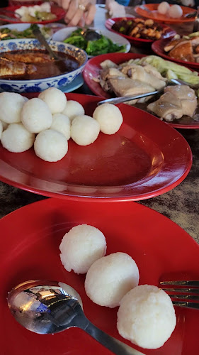 Comentarii opinii despre Ee Ji Ban Chicken Rice Ball Halal Melaka
