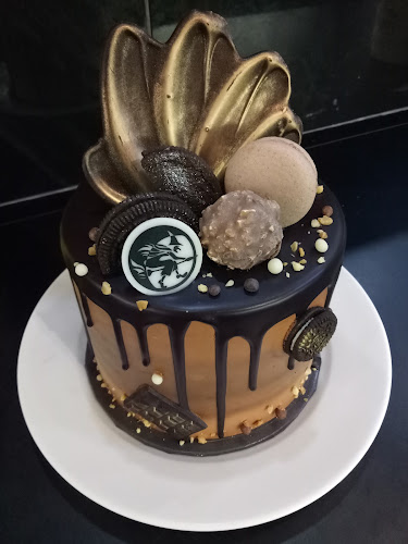 Moonlight Cake House (KSL) - Gastronomi dan perhotelan