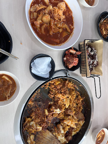 170-04- 42D, Food Court, 4th FLOOR, Next to Mr.Diy, Gurney Dr, 10250 George Town, Penang