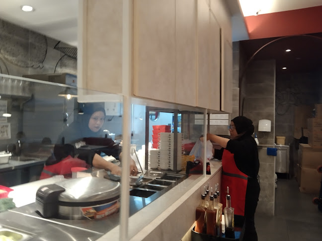 Comentarii opinii despre Kenny Rogers Roasters