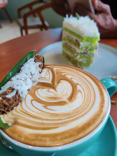 Mansion 28 - Gastronomi dan perhotelan