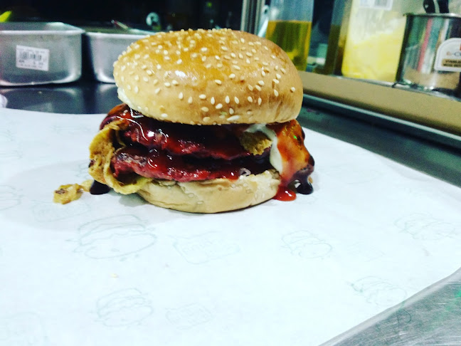 Opinii despre SMF BURGER RESTORAN MAJU în Melaka - Gastronomi dan perhotelan