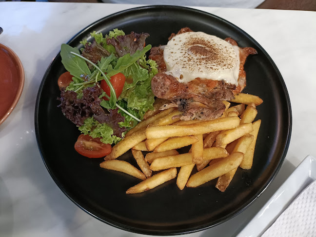 Opinii despre Marketplace Waffle Bar & Cafe în Ipoh - Gastronomi dan perhotelan