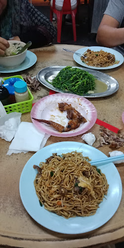 Opinii despre Lotus Coffee Shop în Kota Kinabalu - Gastronomi dan perhotelan