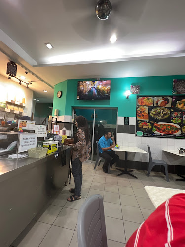 Opinii despre TIARA KITCHEN în Kota Kinabalu - Gastronomi dan perhotelan