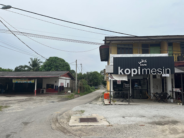 Jalan Paloh Sungai Kiat, Kampung Paluh Sungai Kiat, 21200 Kuala Terengganu, Terengganu