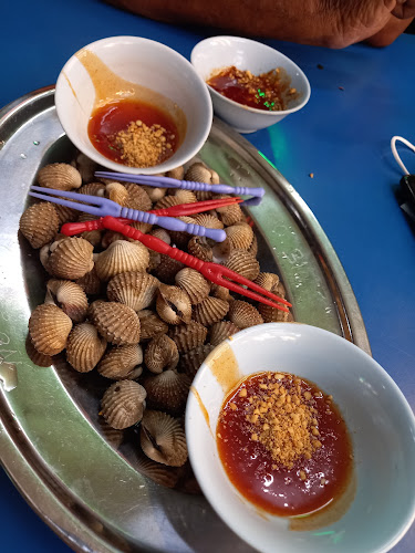 Gani Famous Pasembur - Gastronomi dan perhotelan