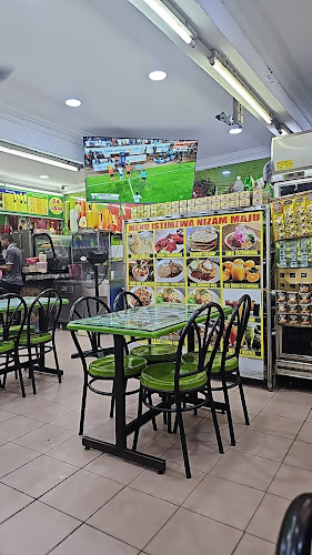 Restoran Nizam Maju Bistro - Gastronomi dan perhotelan