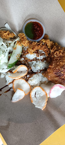 Opinii despre Ayam Gesek Dua Benua în Alor Setar - Gastronomi dan perhotelan