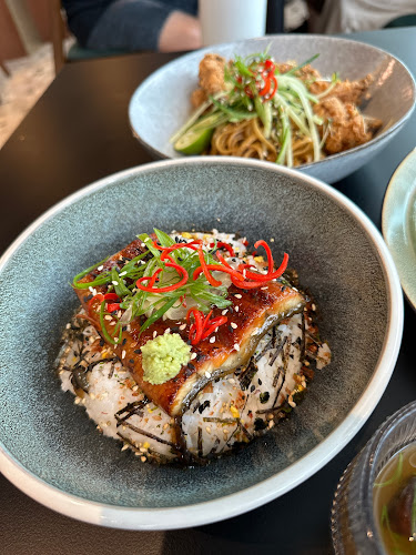 V88 Cafe & Bar Starhill