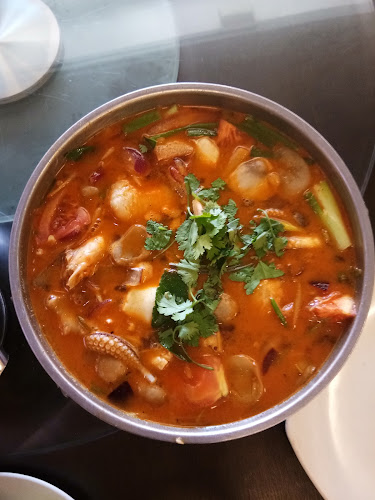 Restoran Thai Aroi 2020 - Gastronomi dan perhotelan