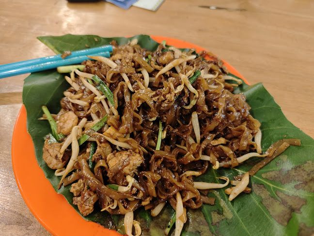 Pusat Makan Taman Tasik (Food Centre )