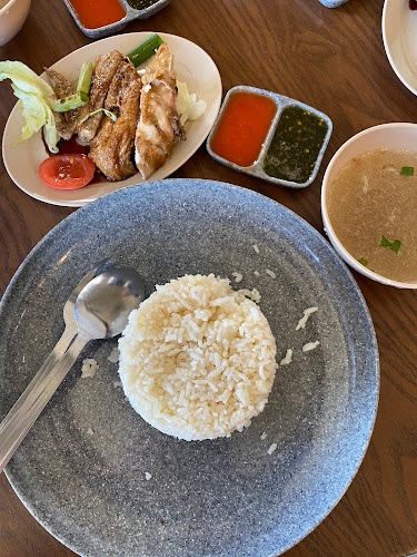 Cafe Nasi Ayam Fuziah Bazar Bulat 1980 - Gastronomi dan perhotelan