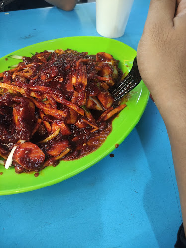 Kompleks Makanan Medan Renong Padang Kota Lama