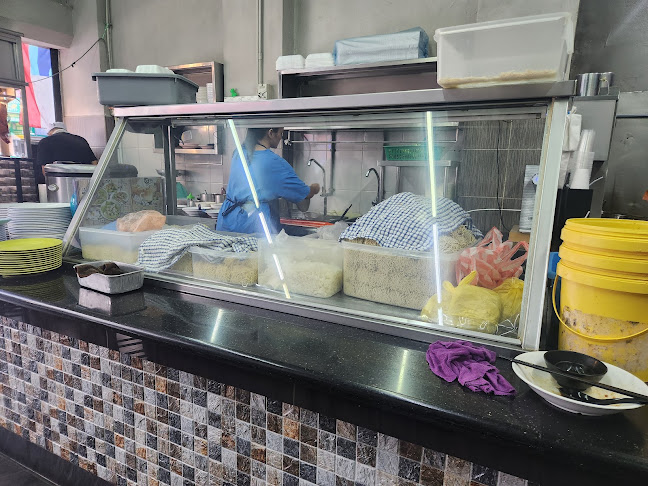 Ming Ge Cafe - Gastronomi dan perhotelan