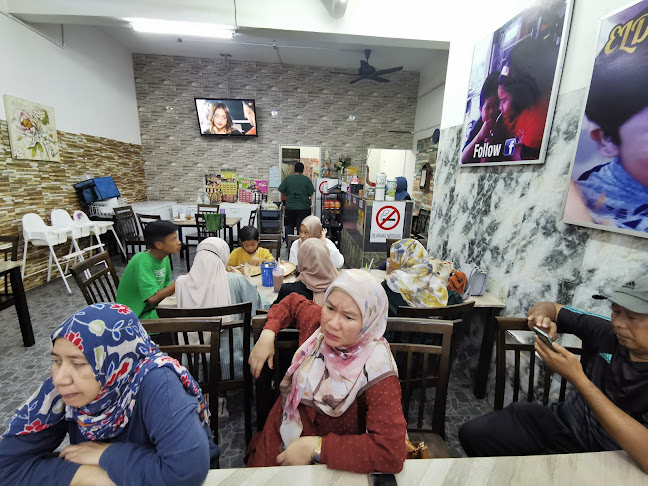 Eldin's Kitchen Mee Udang