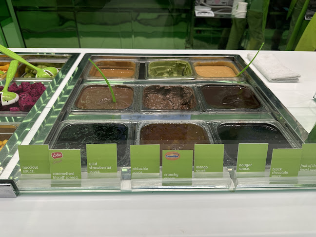 llaollao Pavilion KL - Gastronomi dan perhotelan