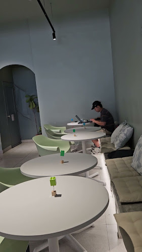 6, Jalan SS 2/3, SS 2, 47300 Petaling Jaya, Selangor