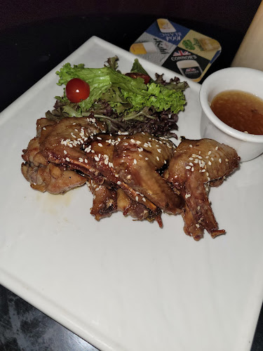 Lanun Restaurant & Bar - Gastronomi dan perhotelan