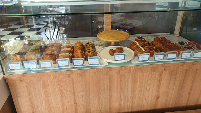 Lot B3#01-03A No.7 Molek Pine 3 Apartment, Jalan Molek 1/27, Taman Molek, 81100 Johor Bahru, Johor Darul Ta'zim