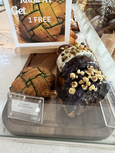 Comentarii opinii despre Aison Bakery & Coffee @ Ampang