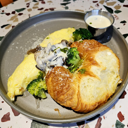 Jomo Eatery Kuala Nerus - Gastronomi dan perhotelan