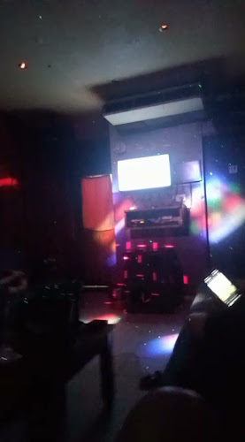 Planet KTV-BISTRO-PUB - Gastronomi dan perhotelan