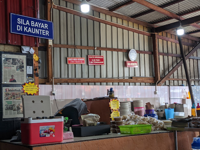 Fauzi Nasi Kerabu @ Suerasa Nasi Kerabu - Gastronomi dan perhotelan