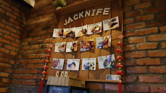 Jacknife Bar & Grill