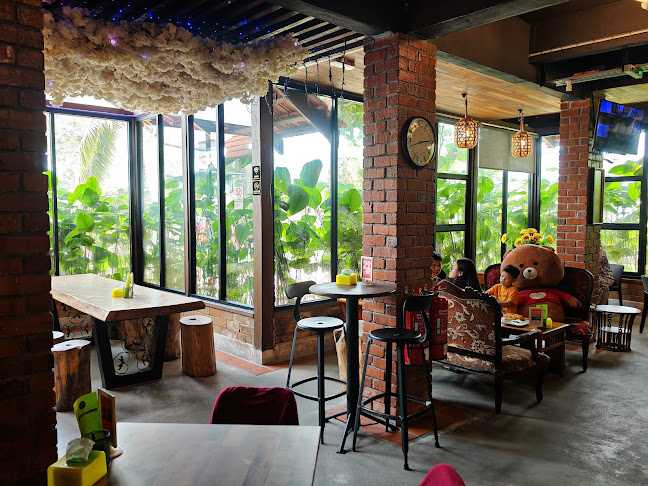 Opinii despre Bali Bali Cafe în Teluk Intan - Gastronomi dan perhotelan