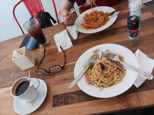 Cafe Alice - Kampar