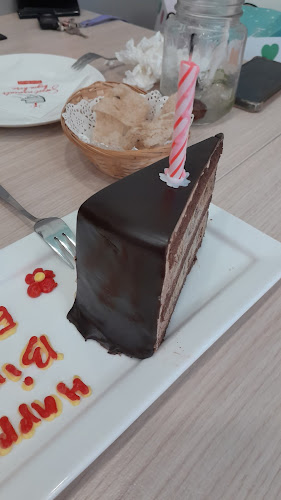 Opinii despre SECRET RECIPE SLIM RIVER în Slim River - Gastronomi dan perhotelan