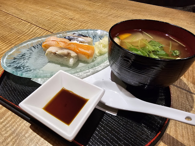 Opinii despre Kirishima Japanese Restaurant în George Town - Gastronomi dan perhotelan