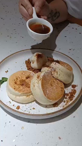 Coffee Stain - Gastronomi dan perhotelan