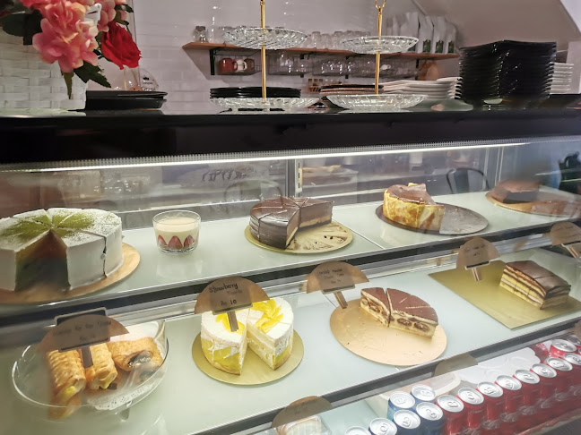 Comentarii opinii despre 10 Studio Cafe