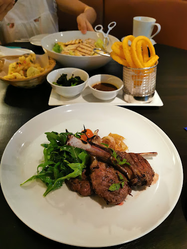 Comentarii opinii despre Arthur's Bar & Grill