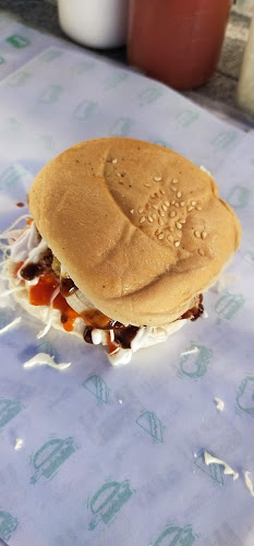 Comentarii opinii despre Daddy Burger