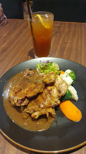 Comentarii opinii despre Bonzer Restaurant • Kingwood Hotel