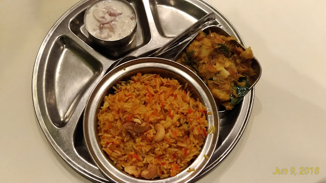 Comentarii opinii despre Restaurant Saravanaa Bhavan Brickfields