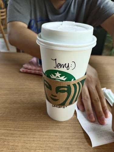 Comentarii opinii despre Starbucks Iramanis