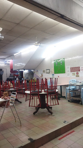 Restoran Home Town Yong Tow Foo (Ampang Point Branch) - Ampang