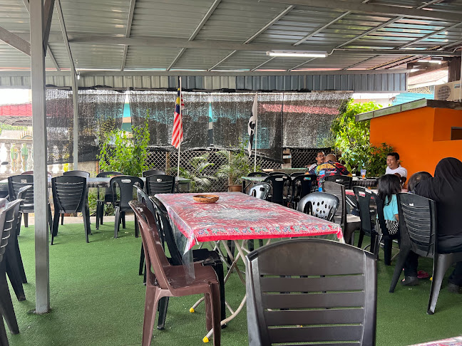 Opinii despre The Best Nasi Dagang Tuan Norlida Viral Sedap în Chukai - Gastronomi dan perhotelan