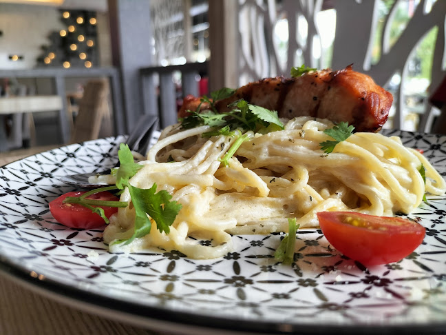 Opinii despre Sitiawan Strawberry Kafe în Seri Manjung - Gastronomi dan perhotelan