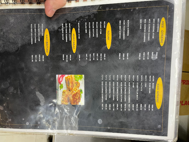 Comentarii opinii despre Al-Baik Di Bistro Restaurant