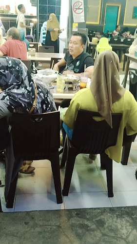 Restoran Senoko Seafood - Gastronomi dan perhotelan