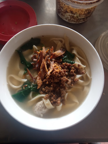 New slim river restaurant