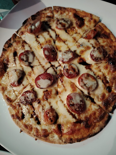 Opinii despre La Playa, Bar & Restaurant în Port Dickson - Gastronomi dan perhotelan