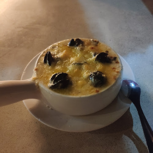 21st Century Cafe - Gastronomi dan perhotelan