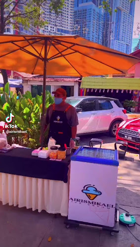 Opinii despre AIRISMIKAEL ICECREAM NO1 KAMPUNG BARU în Kuala Lumpur - Gastronomi dan perhotelan