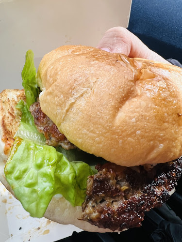 Comentarii opinii despre MunchiesKK Burger